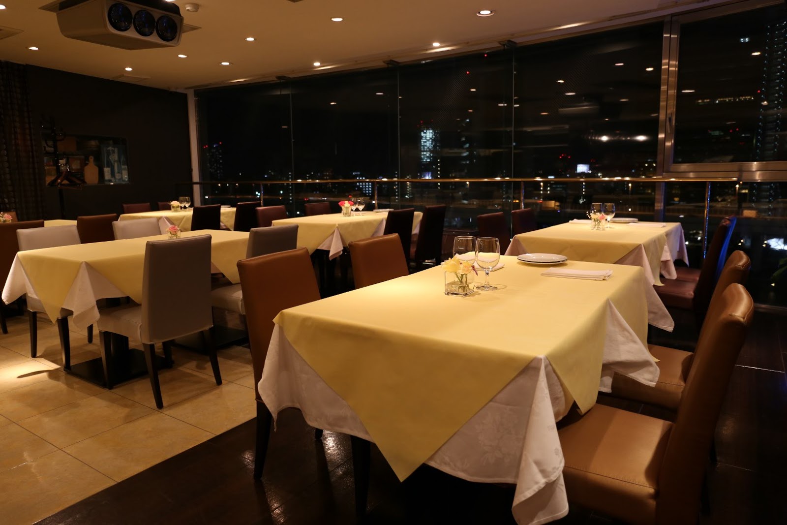 南欧料理 バンキーナの風景
