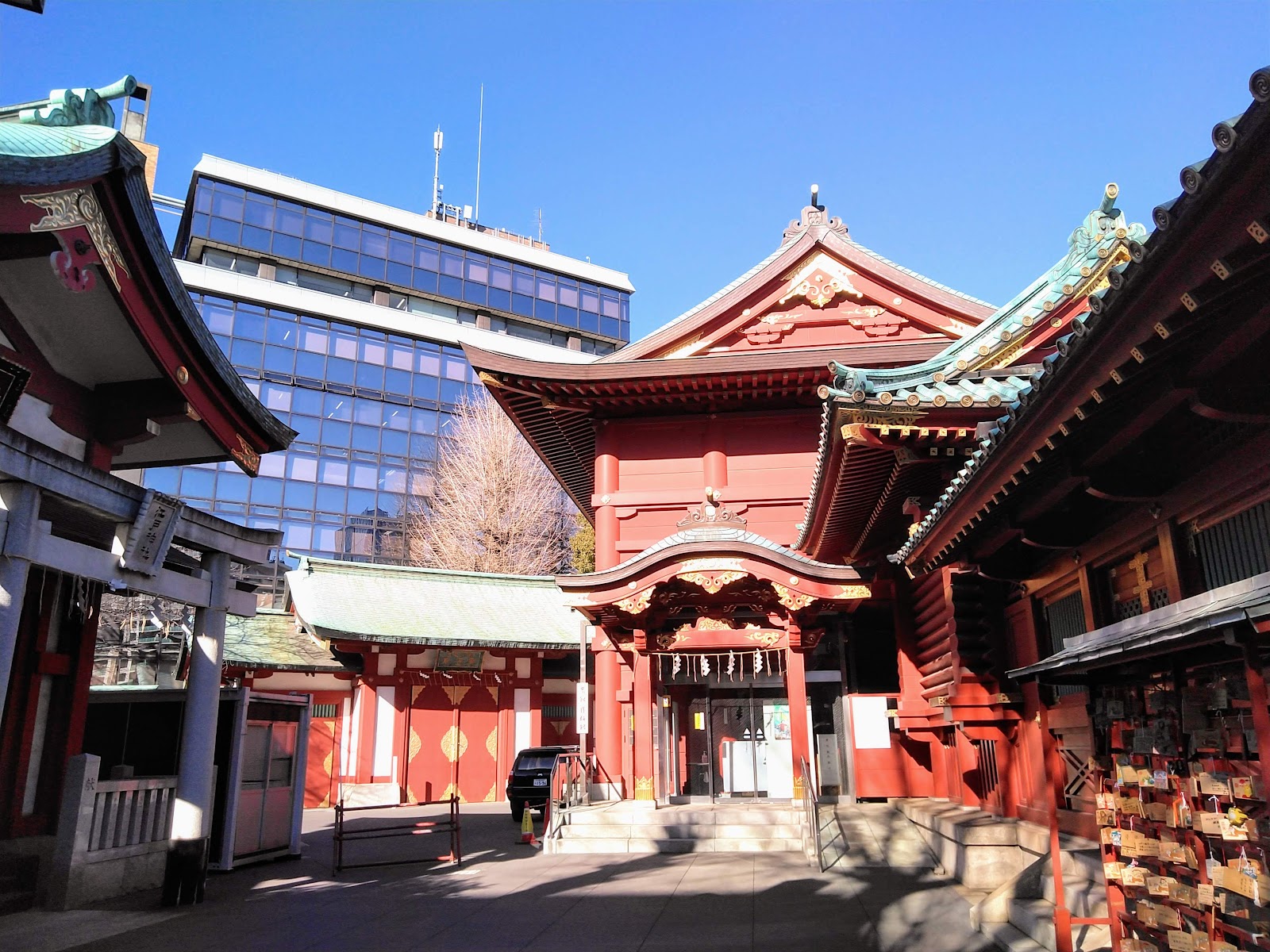 祭祀殿・資料館にて