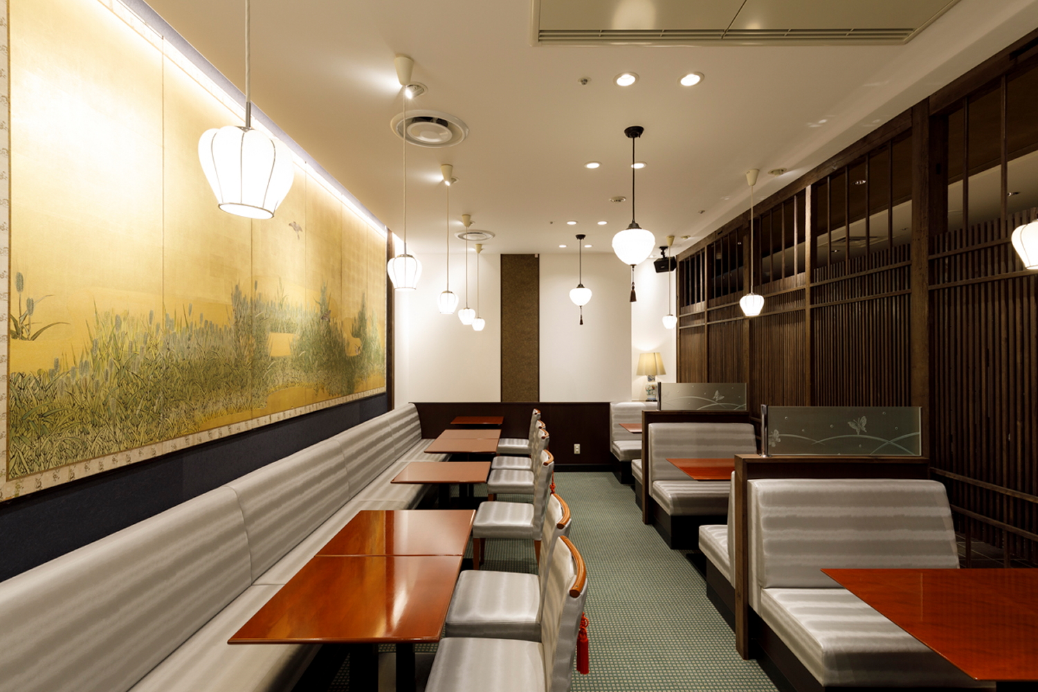 麻布茶房 日比谷シャンテ店にて