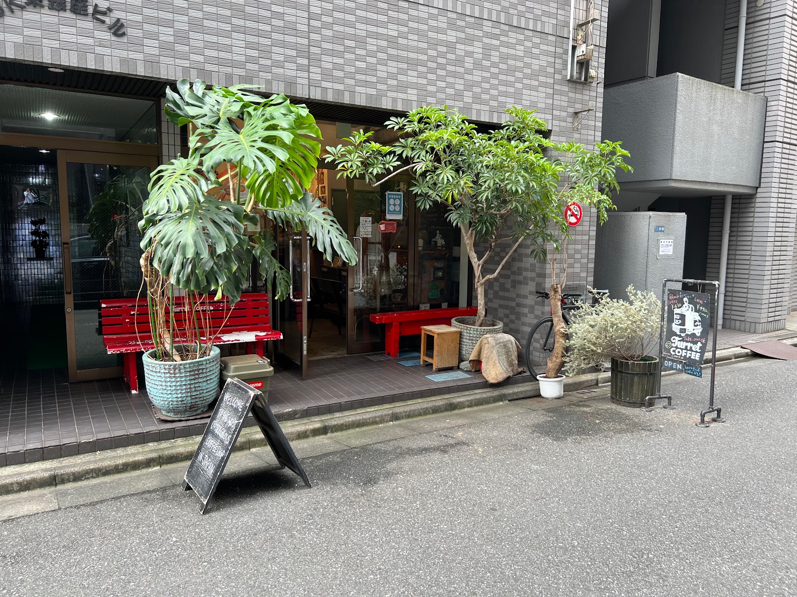 Turret COFFEE Tsukijiにて