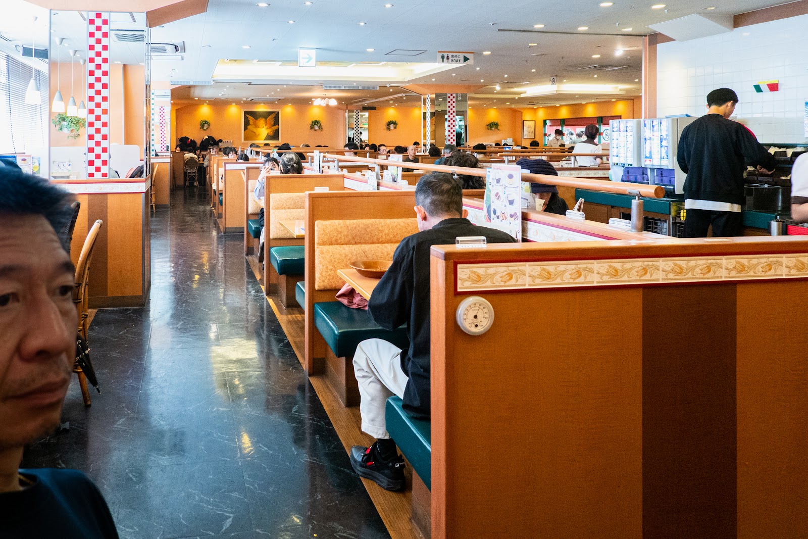 サイゼリヤ 銀座インズ店の風景