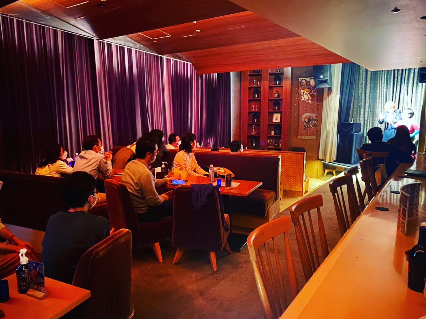 MAGIC BAR丸の内十時 丸の内 ブリックスクエア店 ３階にて