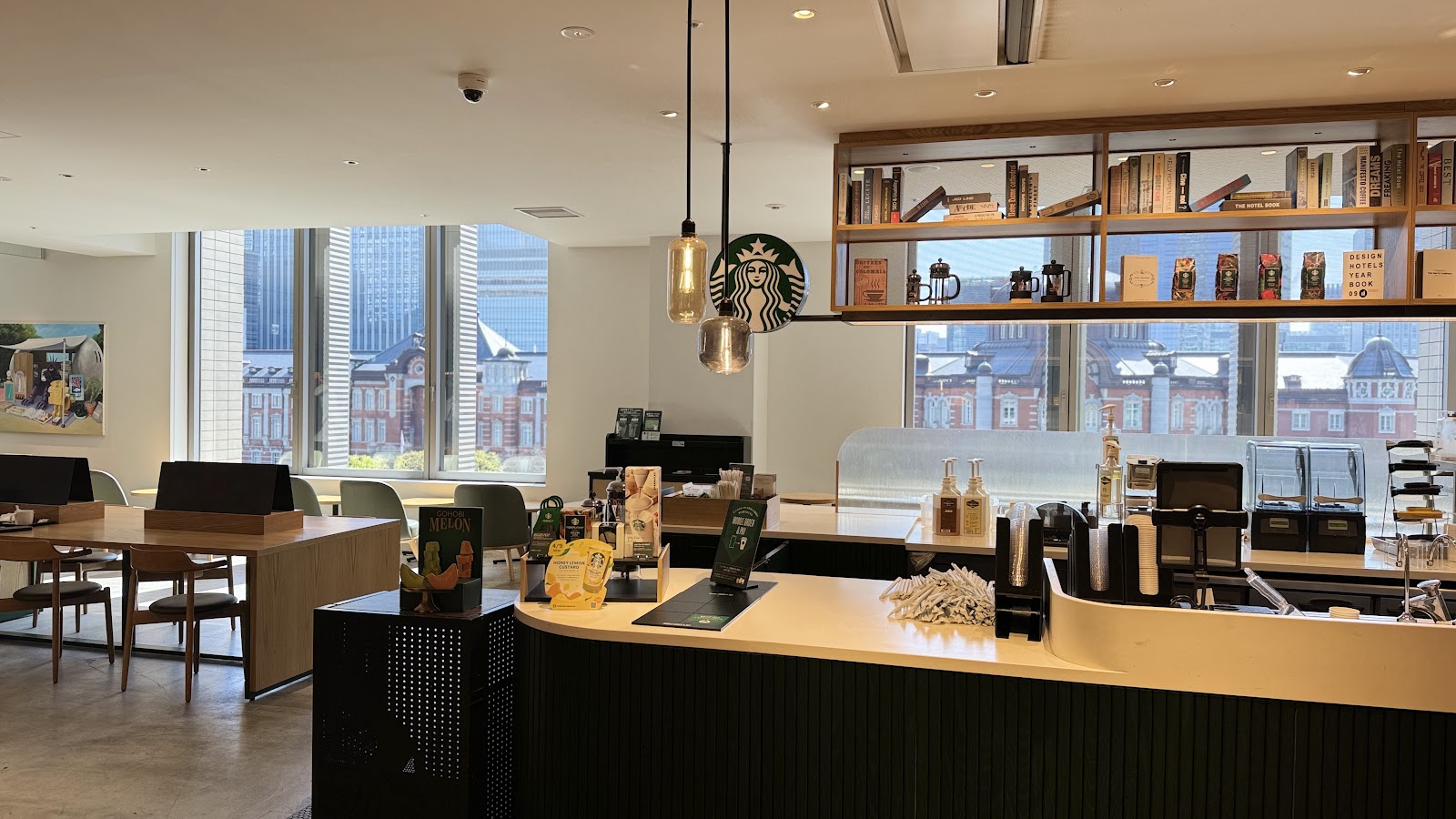 スターバックスコーヒー 丸の内ビル店の写真