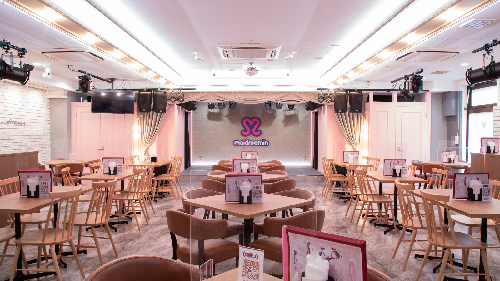 めいどりーみん 秋葉原 LIVE RESTAURANT Heaven's Gateの風景